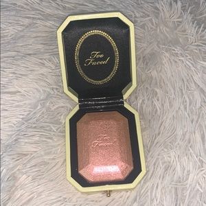 Bronzer